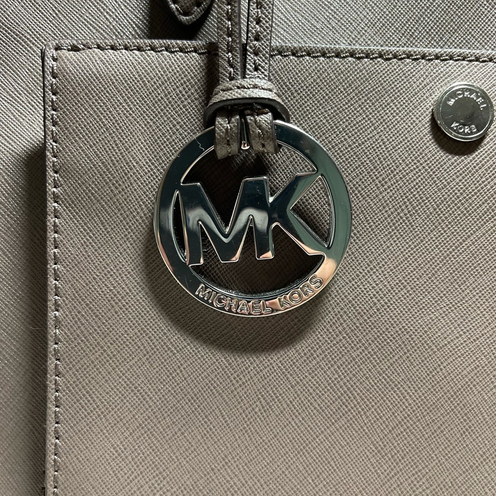 Brand New Michael Kors purse.